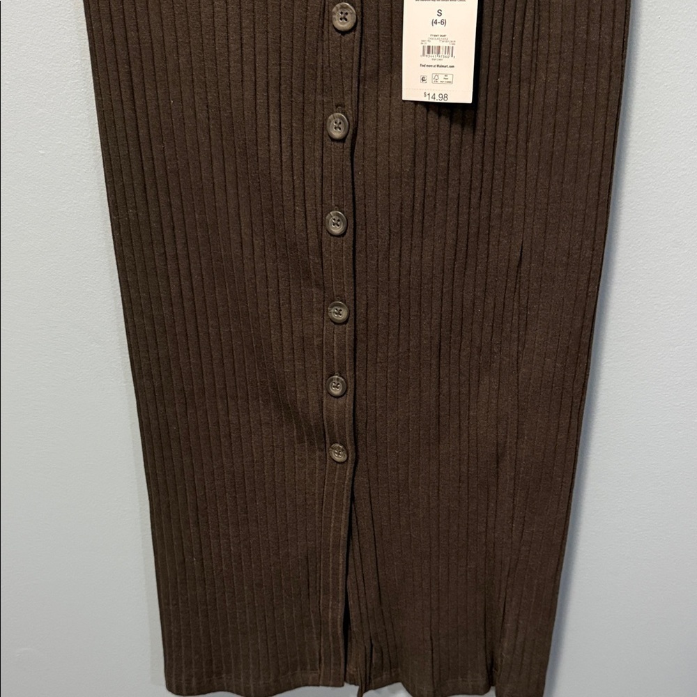 Brown Ribbed Button down skirt - Picture 2 of 6